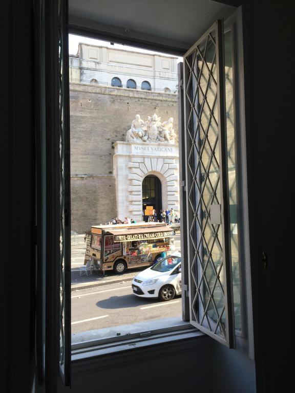 102 Vaticano Suite Rome Chambre photo